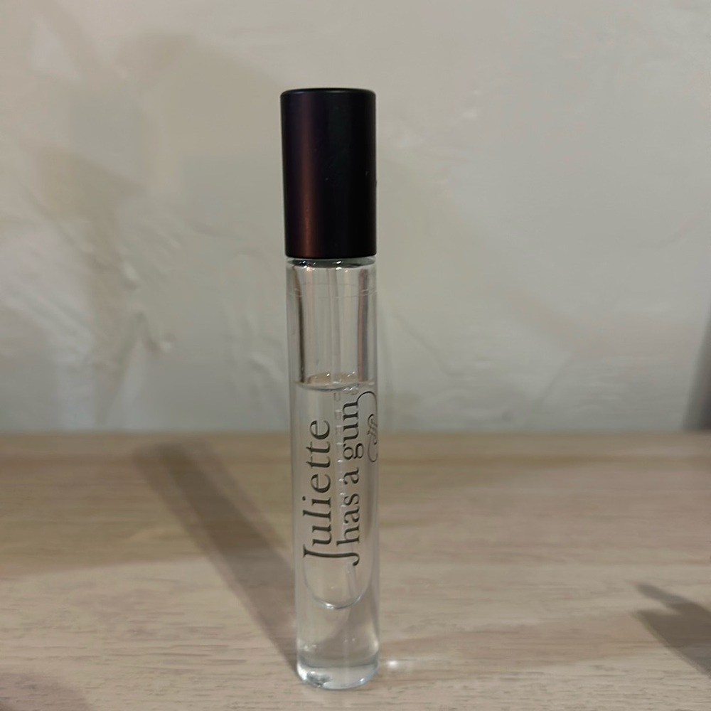 Juliette has a Gun Not A Perfume purse spray